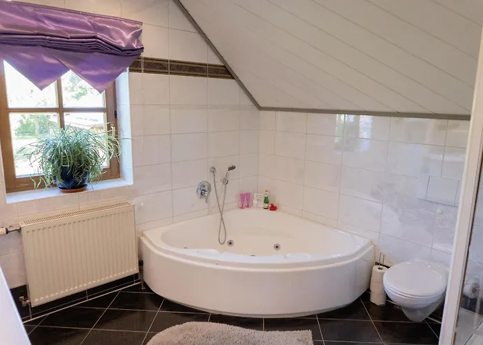 Mit Gemeinschaftsbad - Zur Fliegerbank In Der Rhoen Homestay