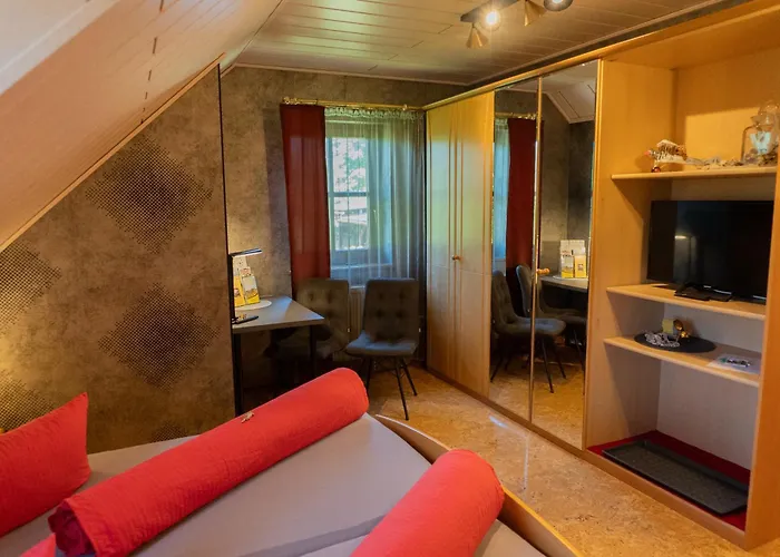 Homestay Mit Gemeinschaftsbad - Zur Fliegerbank In Der Rhoen